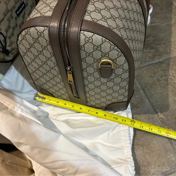 Gucci Savoy, large duffel bag made in Italy NWT. - Picture 14 of 14